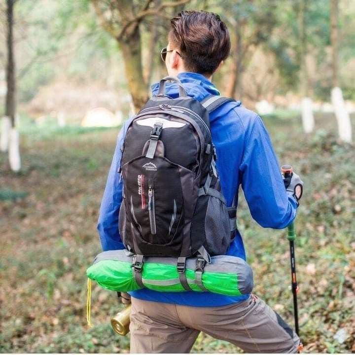 hiking backpacks 