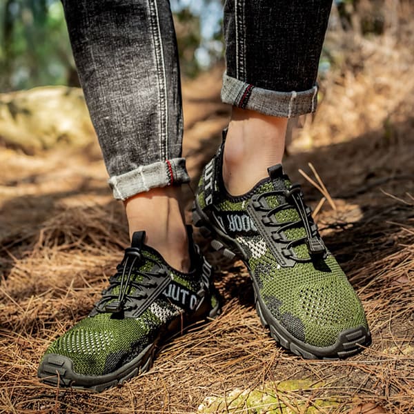 water shoes for hiking