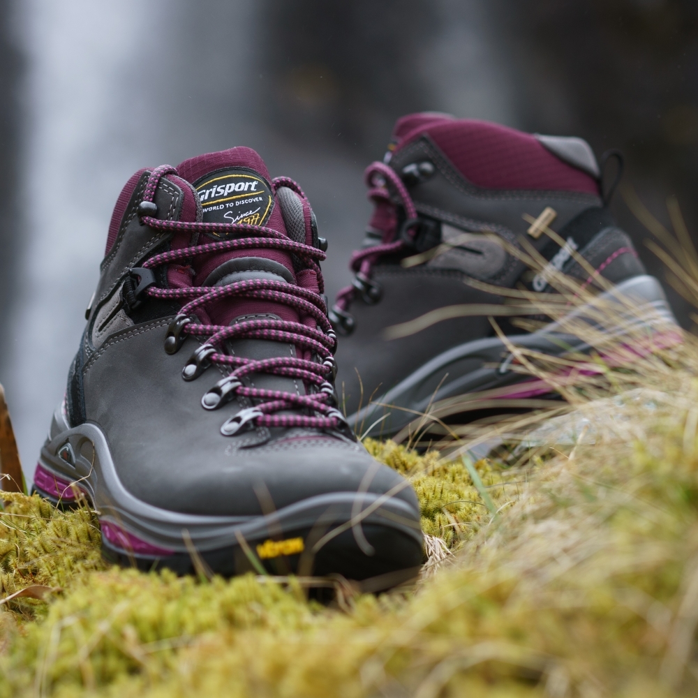 Women's waterproof hiking boots