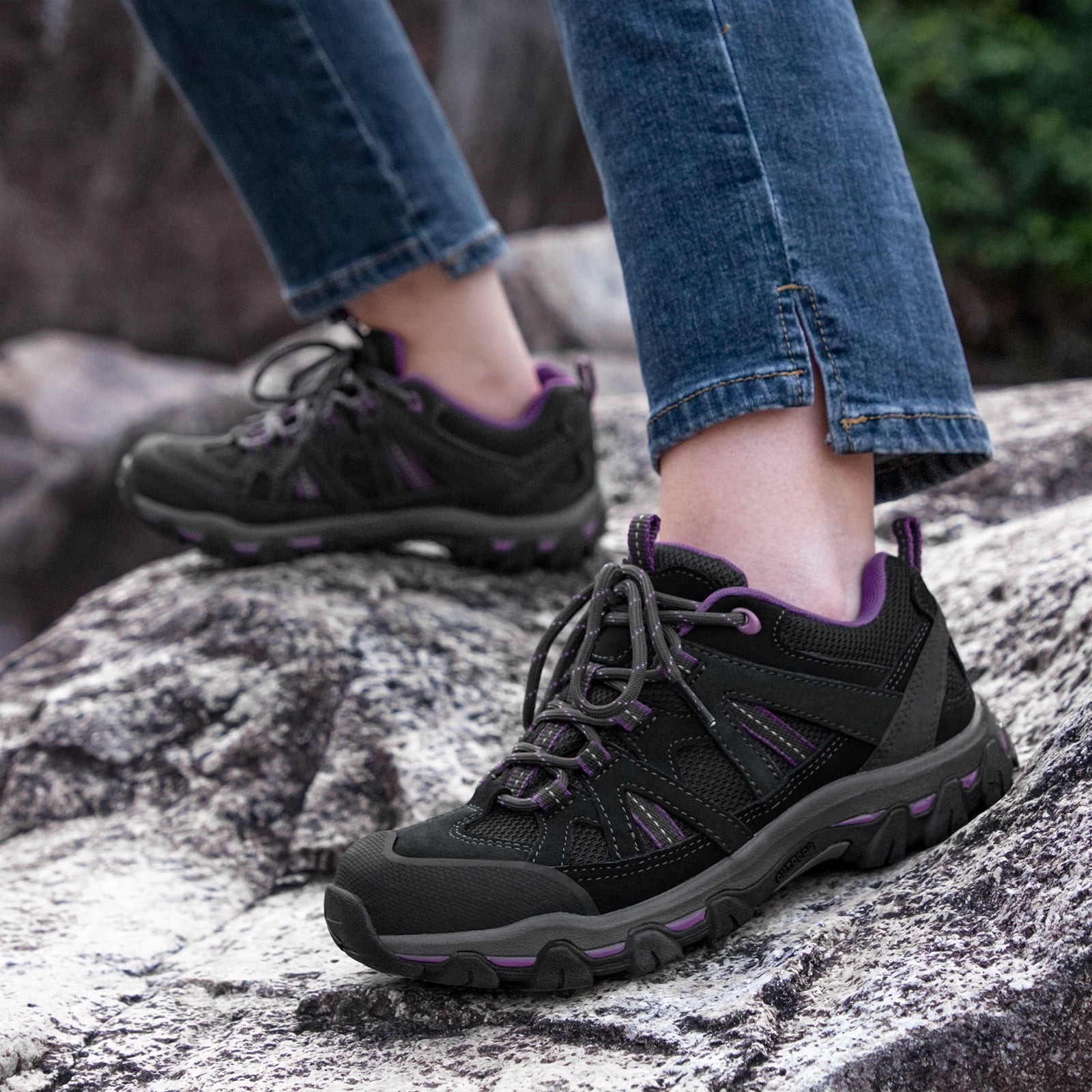 Best women hiking shoes