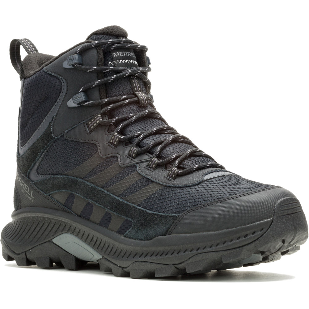 Insulated hiking boots