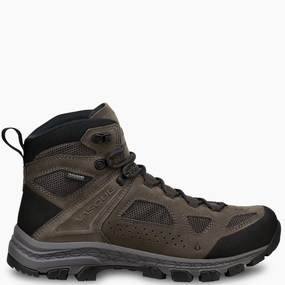 vasque hiking shoes